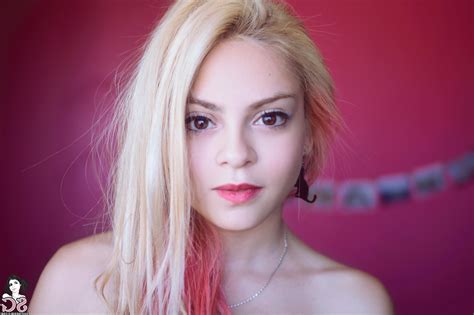 naked suicide girl|Videos